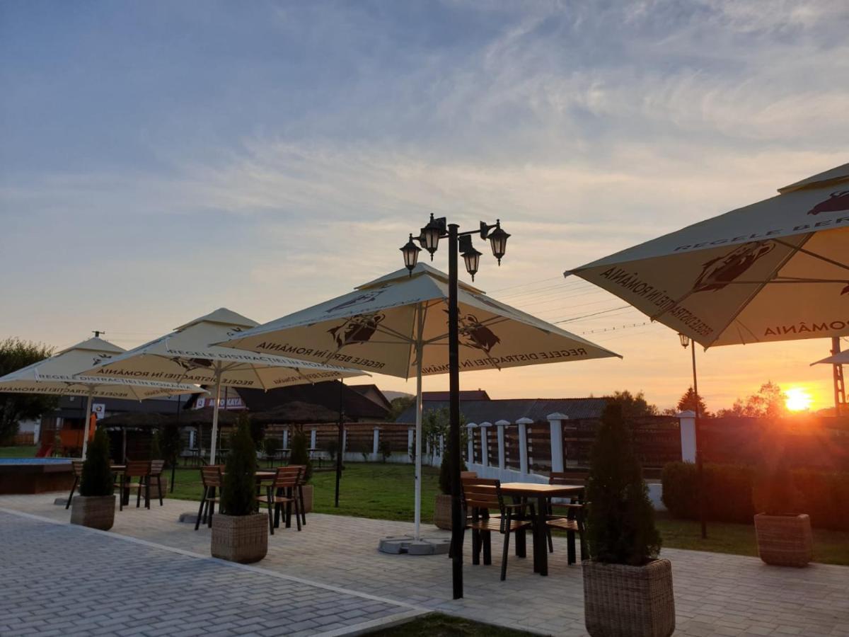 Casa Tomsa Bed & Breakfast Rozavlea Екстериор снимка