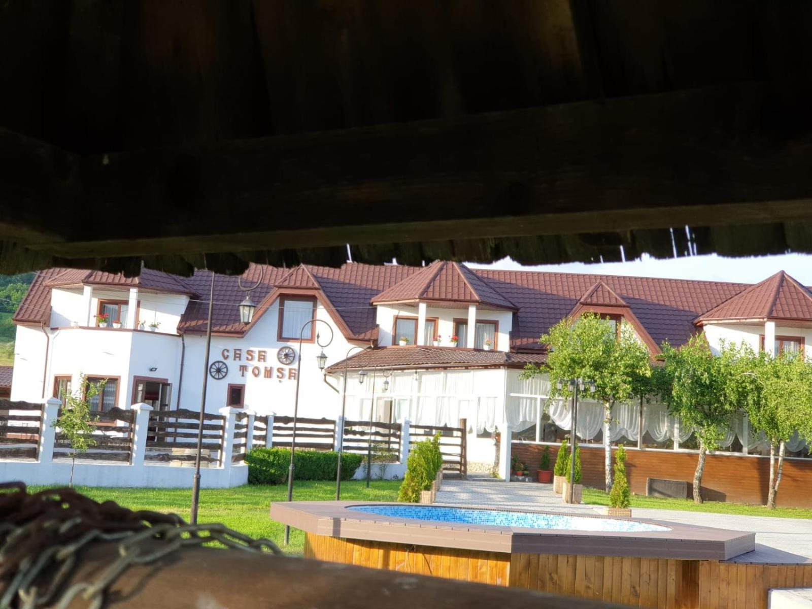 Casa Tomsa Bed & Breakfast Rozavlea Екстериор снимка