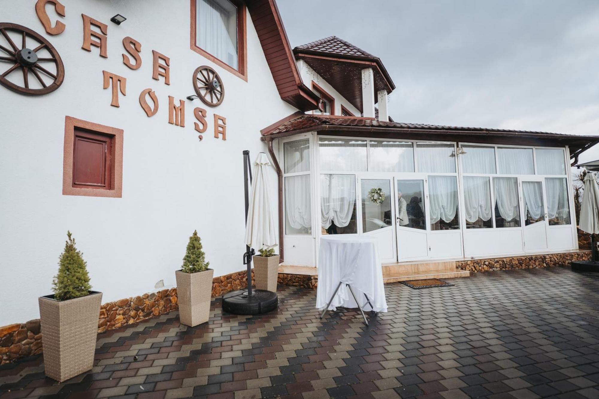 Casa Tomsa Bed & Breakfast Rozavlea Екстериор снимка